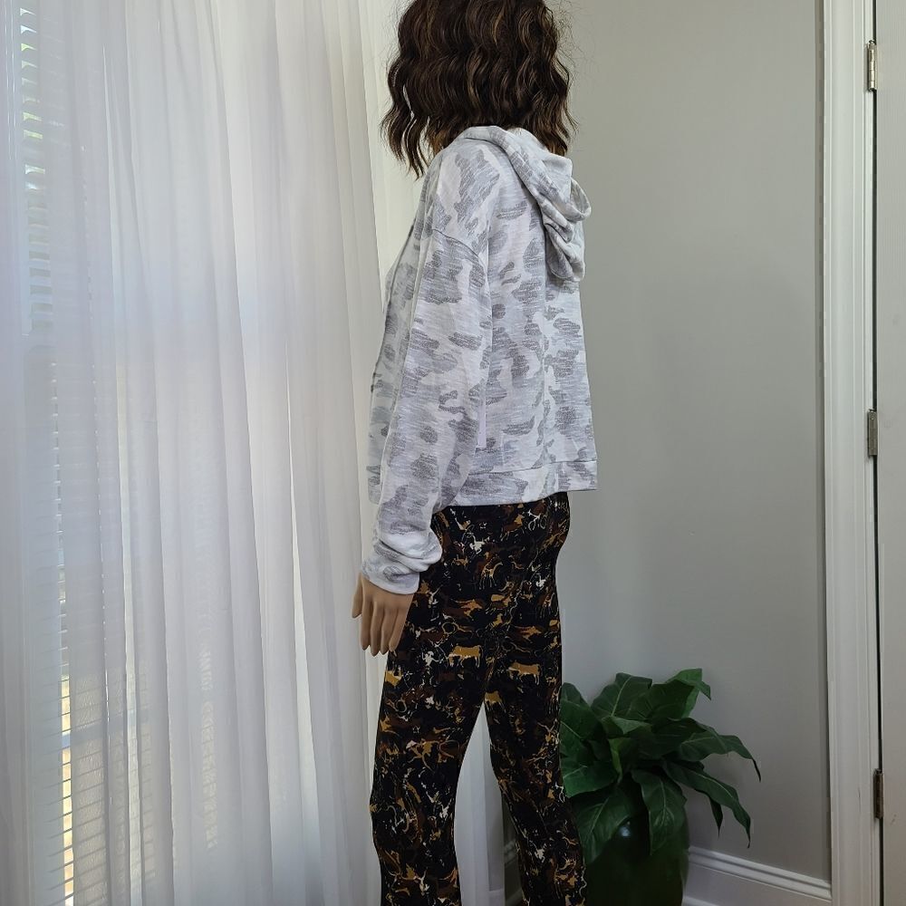 SO Soft & Cozy Hoodie Small NWT - Picture 11 of 11